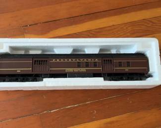 Aristo-Craft Train