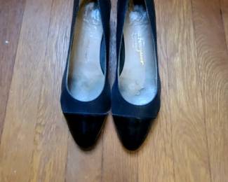 Salvator Ferragamo Black Leather Pumps