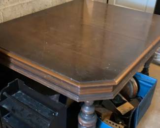 Antique Dinning Room Table