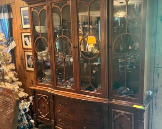 Look at the detail on that china hutch