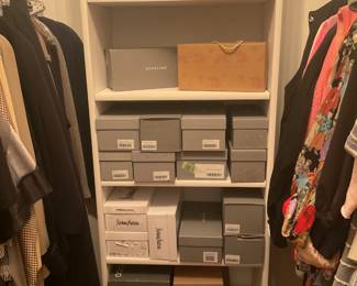 SHOES!!! Imelda had nothing on this lady!