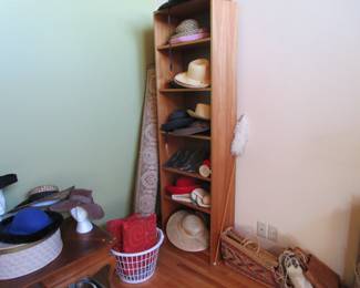 Antique/vintage hats, shoes