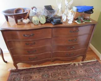 Dixie vintage dresser