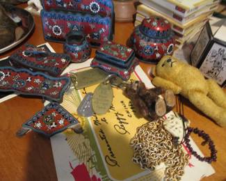 Treasures, cloisonne, little bears