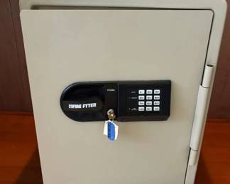 KAS046-Fire Fyter Safe