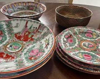 KAS038 - Large Vintage Famille Rose Medallion Platters