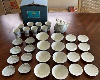 KAS061- De Ville Fine China Set