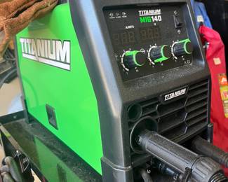 MiG welder w/oxygen and stand. 