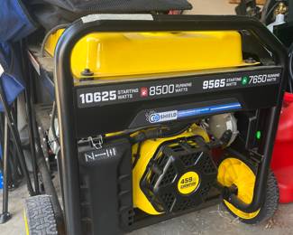 8500 running watts, runs on gas or propane