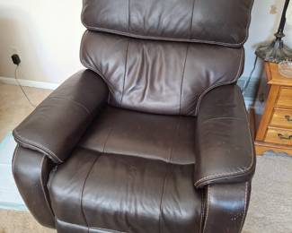 Electric recliner