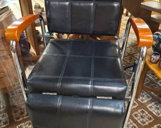 A very cool reclining Barbershop chair