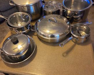 Stainless steel cookware (pots, pans, glass lids, frying pan, sauce pan) 