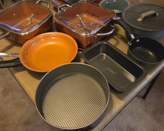 Bakeware (copper dishes, springform pan, bread pan, sauce pan)