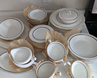 Lot #46 - Imperial Bone China Pukagawa Japan Dinnerware Set