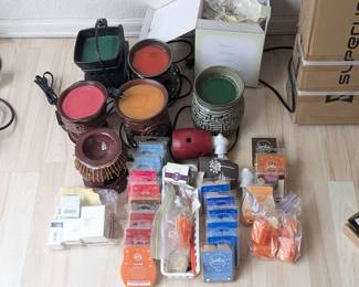Lot #77 - Scentsy Home Fragrance Lot - Various Wax Melts and Scentsy Warmers