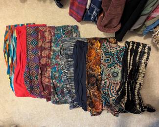 Lot #222 - Women's One Size Leggings Lularoe & Others 10 Pairs
