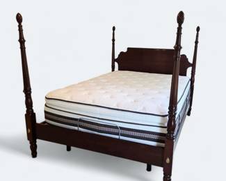 Statton Queen Size Cherry Pineapple Finial Poster Bed, Posturepedic Adjustable Bed