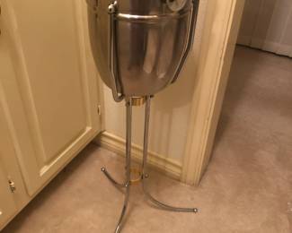 Vintage Hollywood Regency stainless and chrome champaign ice bucket.