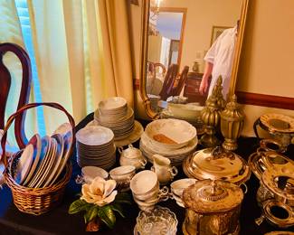 Mikasa China set