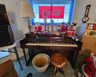 FREE PIANO - YOU MOVE IT!