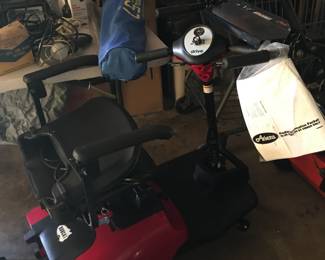 3 wheel scooter electric works good has new batteries