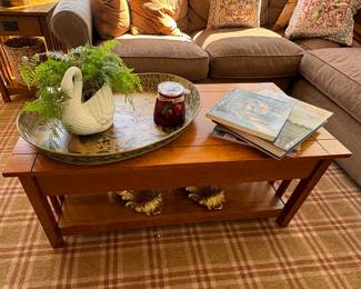 Coffee Table & Decorative Items 