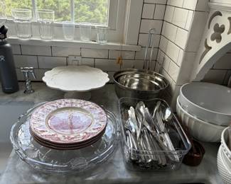 Flatware & Dinnerware 