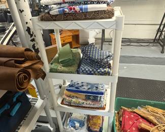 Table Linens & Vintage Quilt 