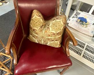 Leather Accent Chair 