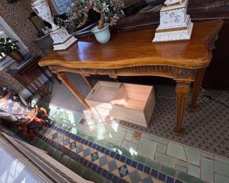 Decorative Sofa Table 