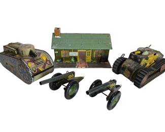 1930-50s Marx Tanks, Howitzer Cannons, Army HQ