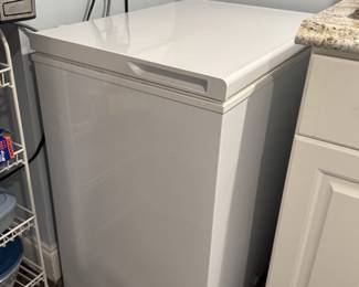 Chest freezer