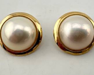 14kt mabe pearl earrings