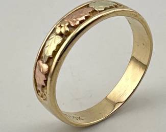 10kt yellow, rose gold band