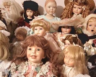 HUGE DOLL COLLECTION! THEY ALL NEED GOOD HOMES, MANY DIFFERENT PERSONALITIES.