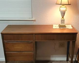 MID-CENTURY DESK