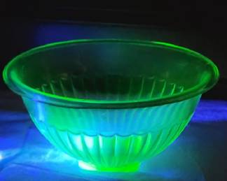 VASELINE GLASS