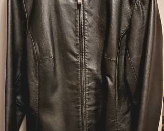 WOMANS LEATHER JACKET