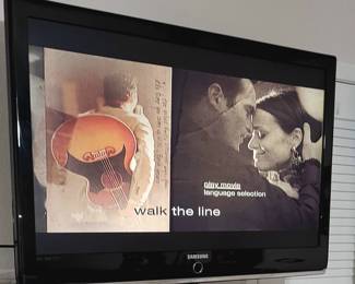 SAMSUNG 40" TV