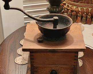 ANTIQUE COFFEE GRINDER