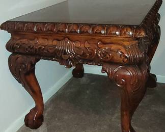 BEAUTIFUL VINTAGE SIDE TABLE, WE HAVE TWO AT THIS SALE.