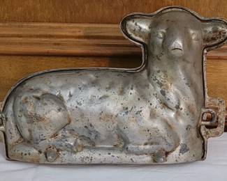 OLD LAMB CAKE MOLD