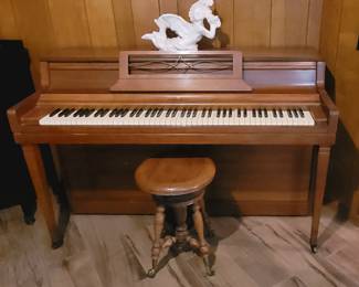 WURLITZER PIANO IN VERY NICE CONDITION!