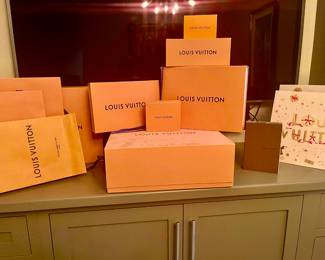 Louis Vuitton - boxes only