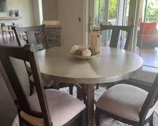 Hooker Metal top table and chairs