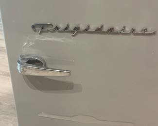 small dorm size refrigerator