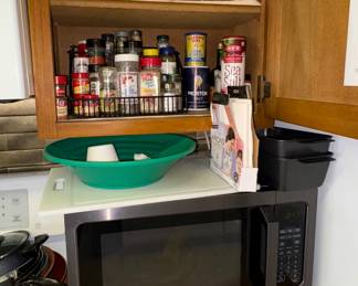 Toshiba Microwave Stainless Newer
