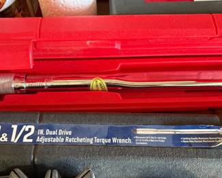 Torque wrenches