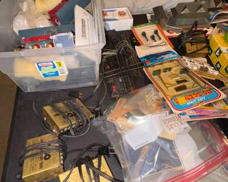 Train transformers tyco yeah, train set up supplies