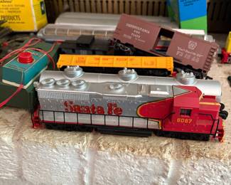 Santa fe engine and cars